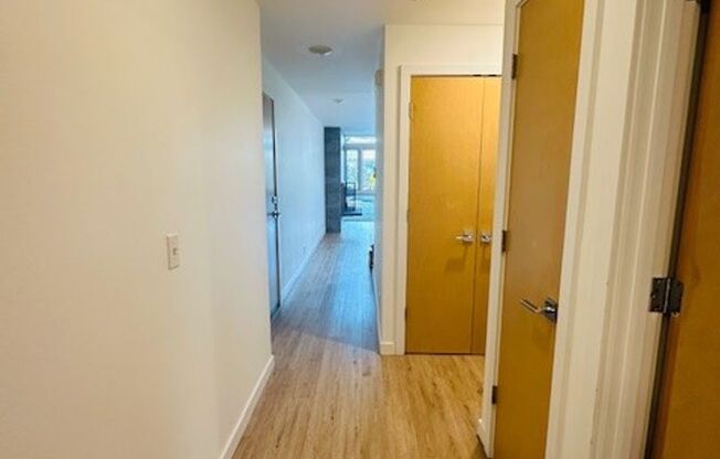 2 beds, 1 bath, 720 sqft, $2,400, Unit 1