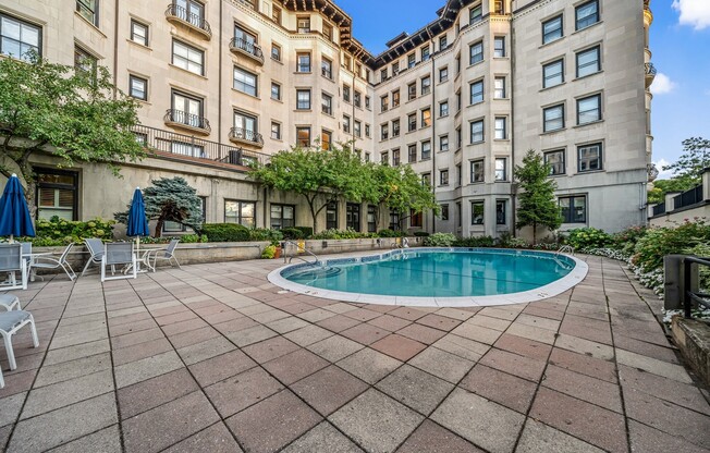 1 bed, 1.5 baths, 767 sqft, $4,000, Unit 212