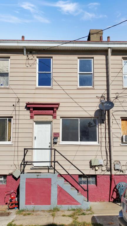 2 beds, 1 bath, 832 sqft, $1,400, Unit # 15201