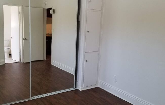 1 bed, 1 bath, 400 sqft, $1,875, Unit 03