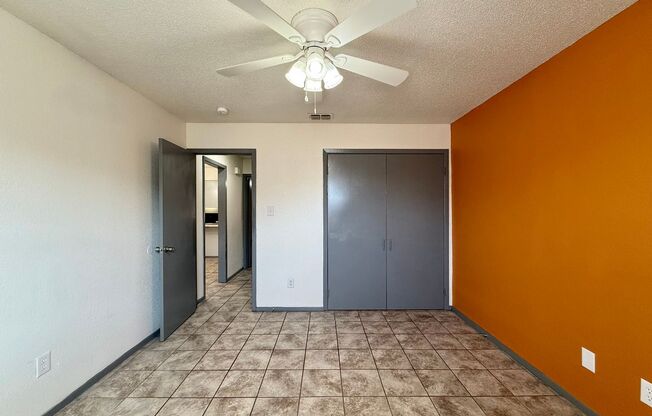 2 beds, 1 bath, 730 sqft, $850, Unit 26