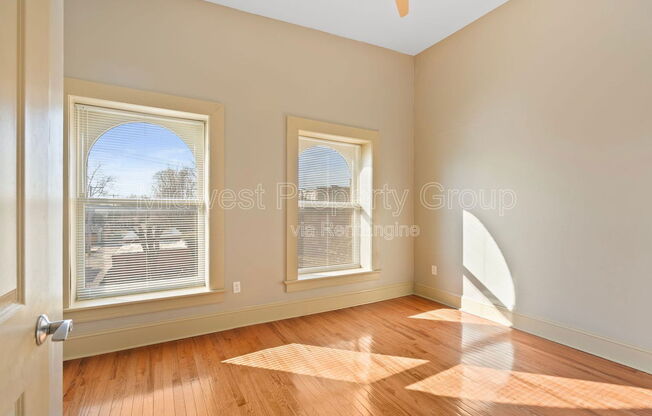 2 beds, 1 bath, 761 sqft, $1,250, Unit 116