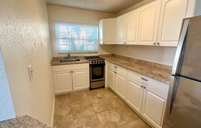Studio, 1 bath, 350 sqft, $1,350, Unit 1102#L5
