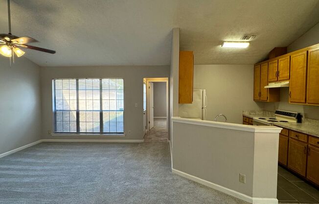 2 beds, 2 baths, $1,075