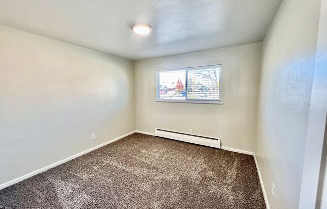 Amazing 2-Bedroom 1-Bathroom Apartment Near Sloan's Lake