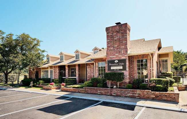Brandon Oaks Apartment Homes