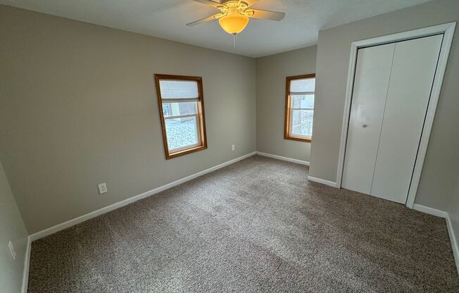 3 beds, 1 bath, $1,350