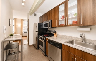 1 bed, 1 bath, 361 sqft, $3,400, Unit 408