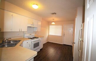 2 beds, 1 bath, 885 sqft, $1,395, Unit Unit B