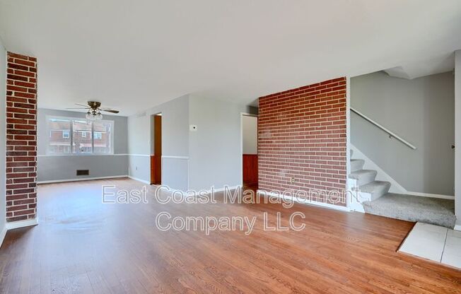 1008 MIDDLEBOROUGH RD