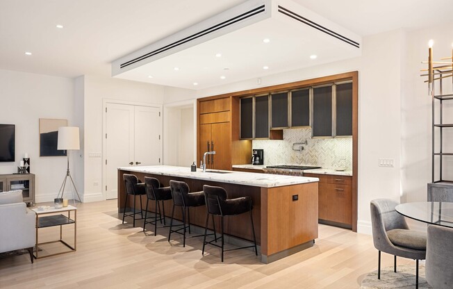 3 beds, 3.5 baths, 2,249 sqft, $26,500, Unit 11K