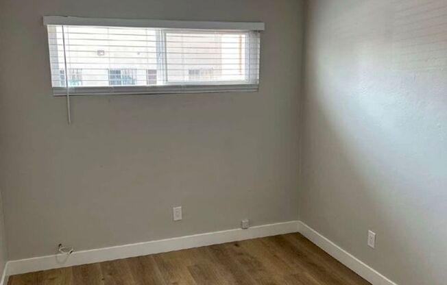 2 beds, 1 bath, $2,295, Unit 4069