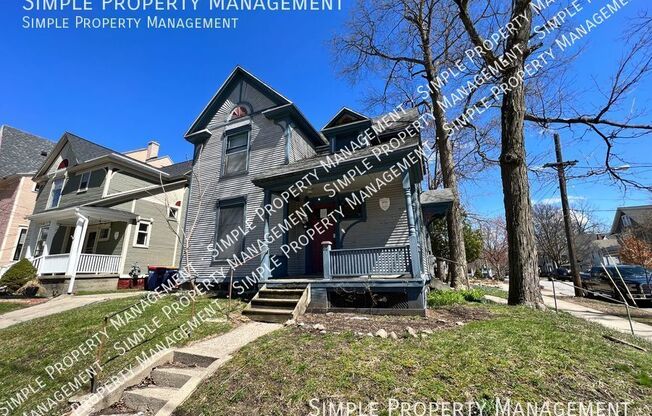 52 UN AVE NE