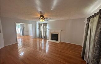 4 beds, 2.5 baths, $2,350