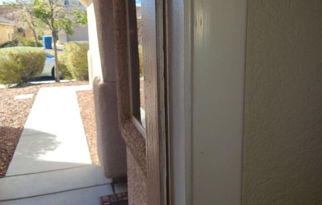 A Very nice and Clean Single Story Home in Summerlin