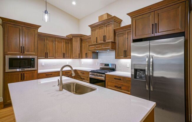 3Bd/2Ba Single Story Home - For viewing!