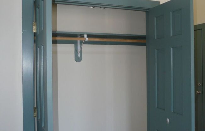 Studio, 1 bath, 515 sqft, $1,325, Unit Apt. A - Studio