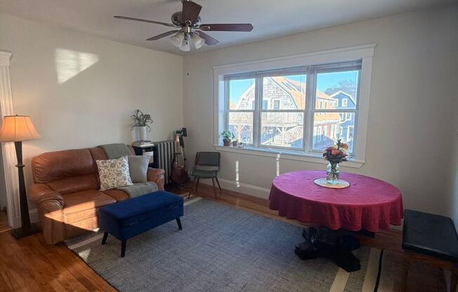 1 bed, 1 bath, $2,450, Unit 5S-10