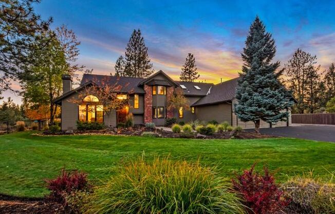 Beautiful Remodeled Home on Acreage!