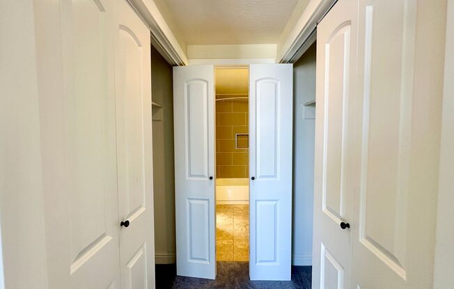 1 bed, 1 bath, $2,400, Unit # 2102