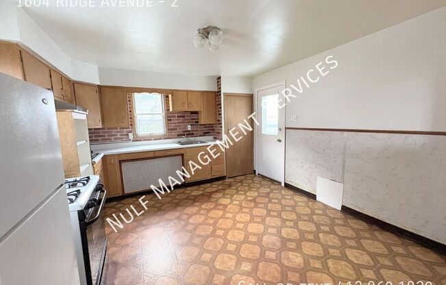 1604 RDG AVE