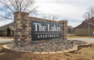 The Lakes Apartments