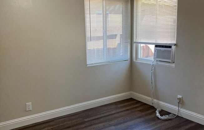 2 beds, 1 bath, $1,495