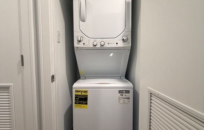 1 bed, 1 bath, 600 sqft, $1,895, Unit 13