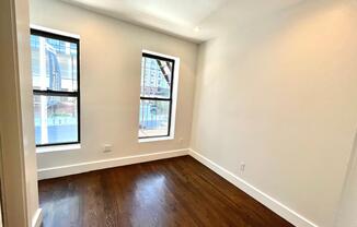 2 beds, 1 bath, 2,500 sqft, $3,200, Unit 2FF