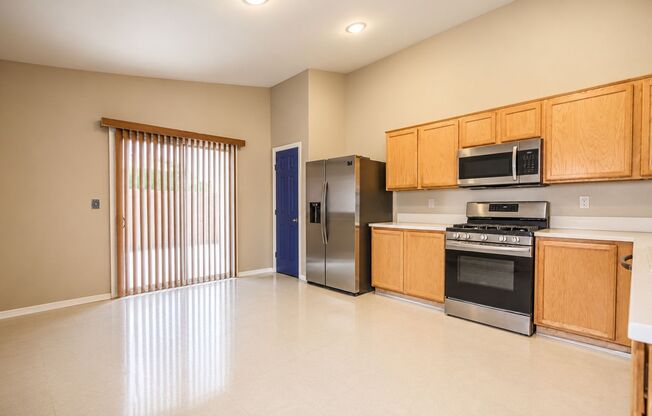 3 beds, 2 baths, $1,700