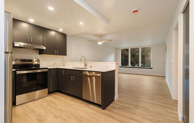 1 bed, 1 bath, 634 sqft, $2,295, Unit 208