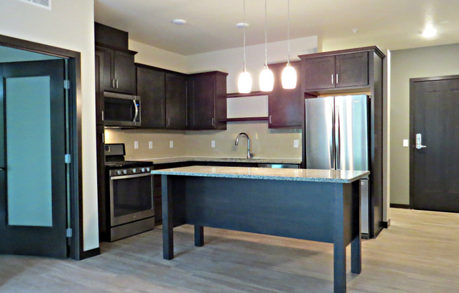 2 beds, 1 bath, 970 sqft, $1,895, Unit 314