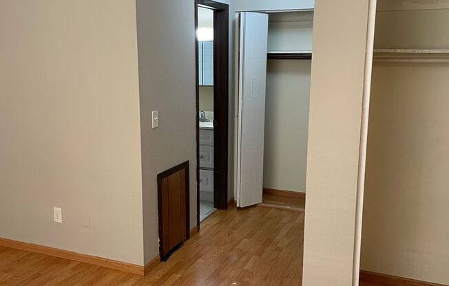 Studio, 1 bath, $849, Unit 104