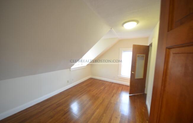 23 HARVEY L CUSHING ST