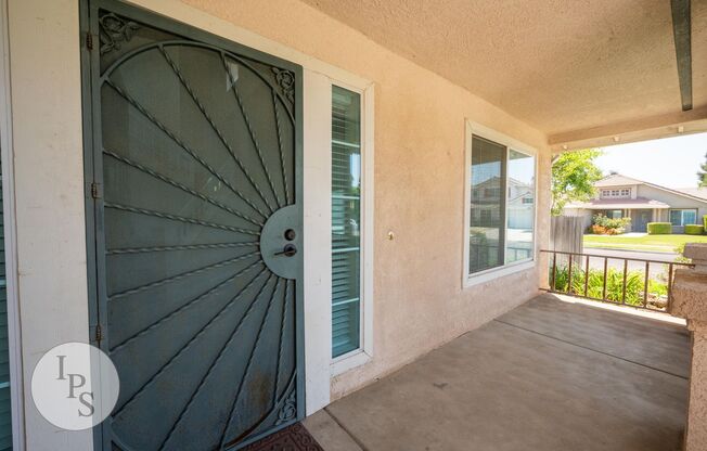 Fresno CUSD Home, 4BR/3BA, Newly Remodeled - Lots of Amenities!
