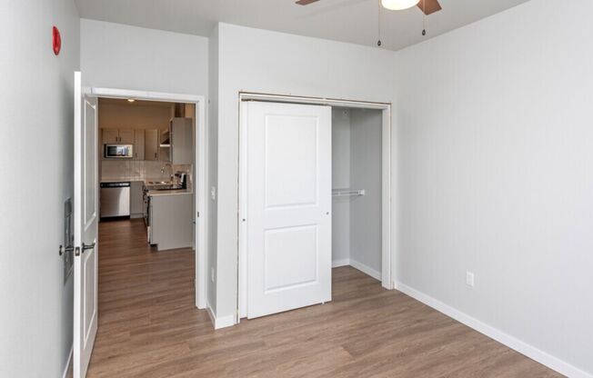 2 beds, 2 baths, 1,096 sqft, $1,450, Unit 602
