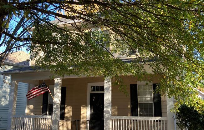 Westmoreland 3 bed, 2.5 bath