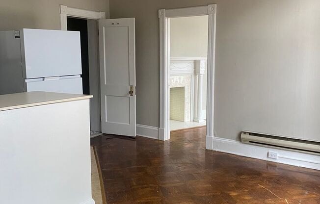 1 bed, 1 bath, 700 sqft, $1,125, Unit 2