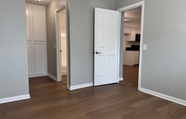 1 bed, 1 bath, 550 sqft, $2,130, Unit 1361J