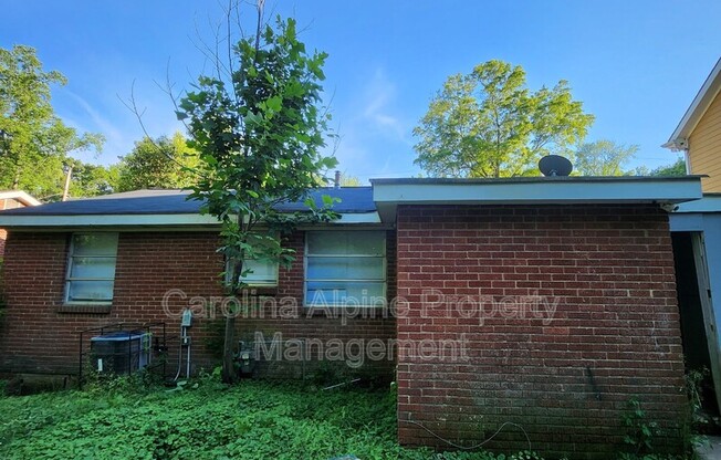 1733 FINCHLEY DR