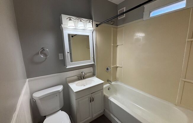 2709 Aldrich Avenue North