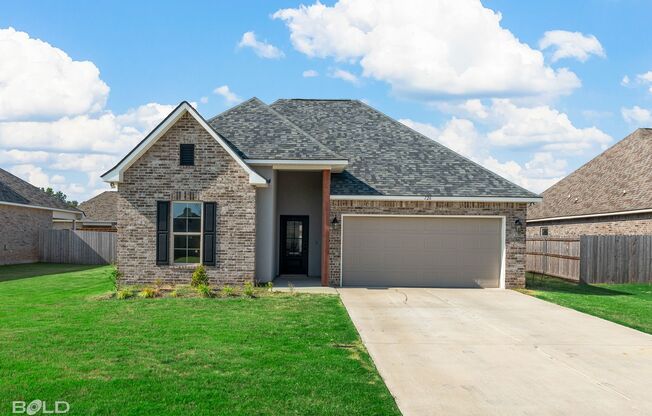 Check Out this 3 bed 2 bath in Canes Landing!