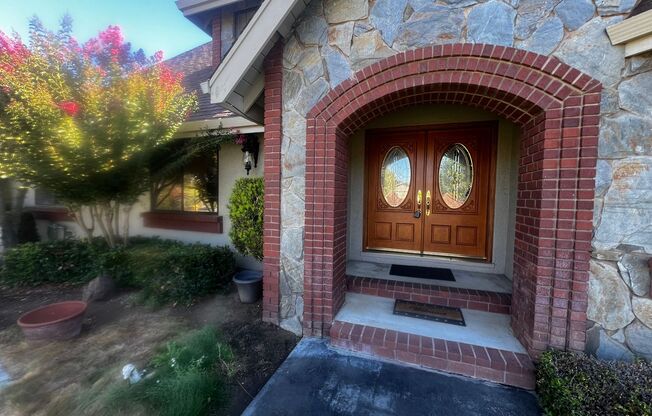 MORGAN HILL Available NOW Expansive 6 bedroom, 4.5 bathroom home