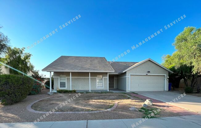 3 BEDROOM 2 BATH IN HEART OF CHANDLER WITH LARGE BACKYARD