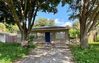 1705 W UN ST