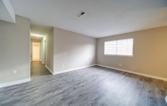2 beds, 1 bath, 850 sqft, $1,295, Unit 5E