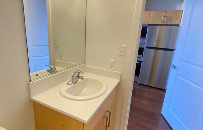 Studio, 1 bath, 175 sqft, $1,895, Unit 2506-A