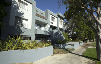 Barrington Townhomes, LLC