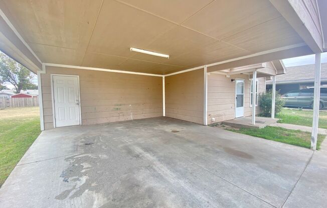 Move in special - second month's rent is $300 off.