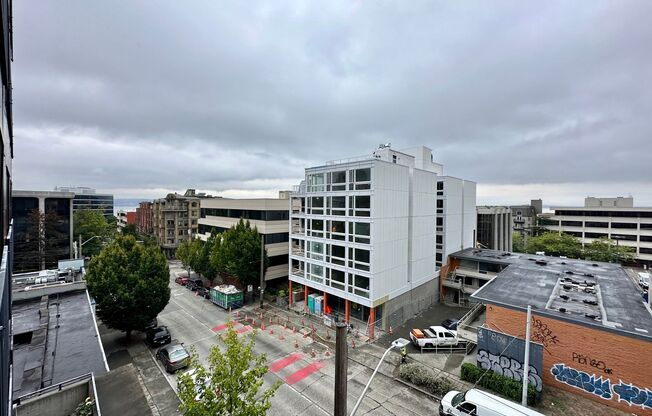1 bed, 1 bath, 648 sqft, $1,975, Unit Unit 501